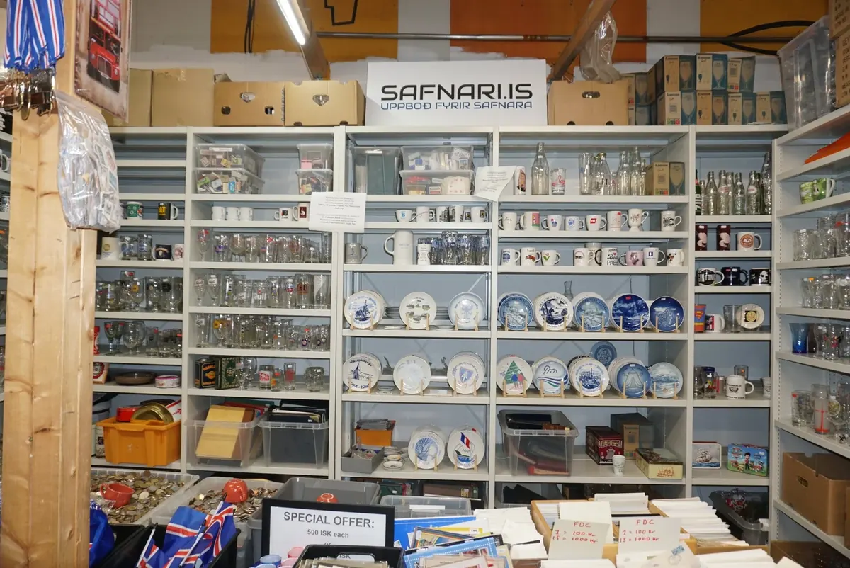 Úrval muna hjá Safnaranum í Kolaportinu